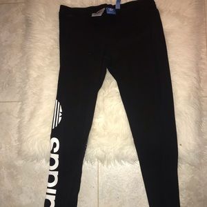 Adidas leggings size M